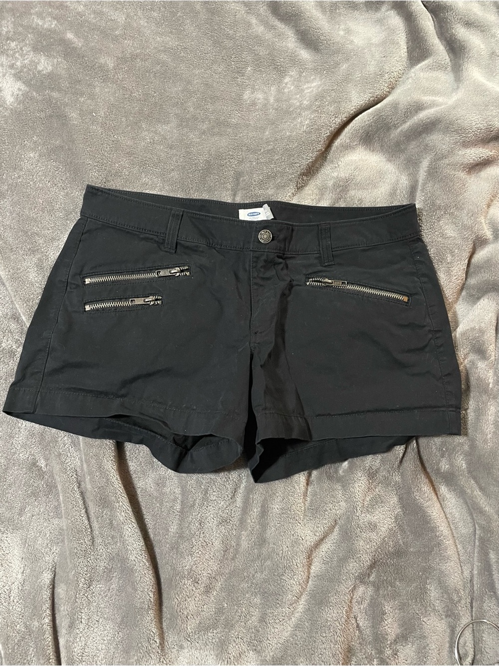 Old Navy Black Women's Zip-Pocket Jean Shorts